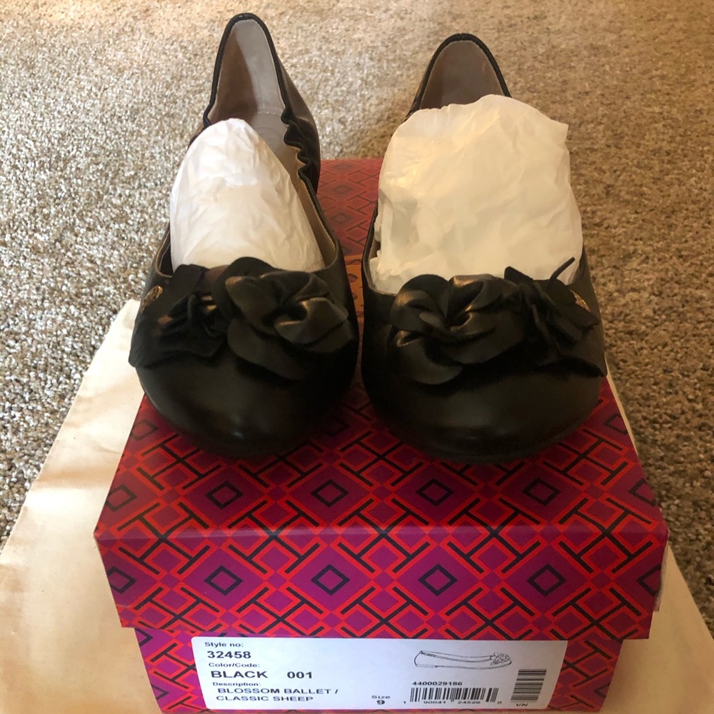 Tory Burch Blossom Ballet Classic Sheep